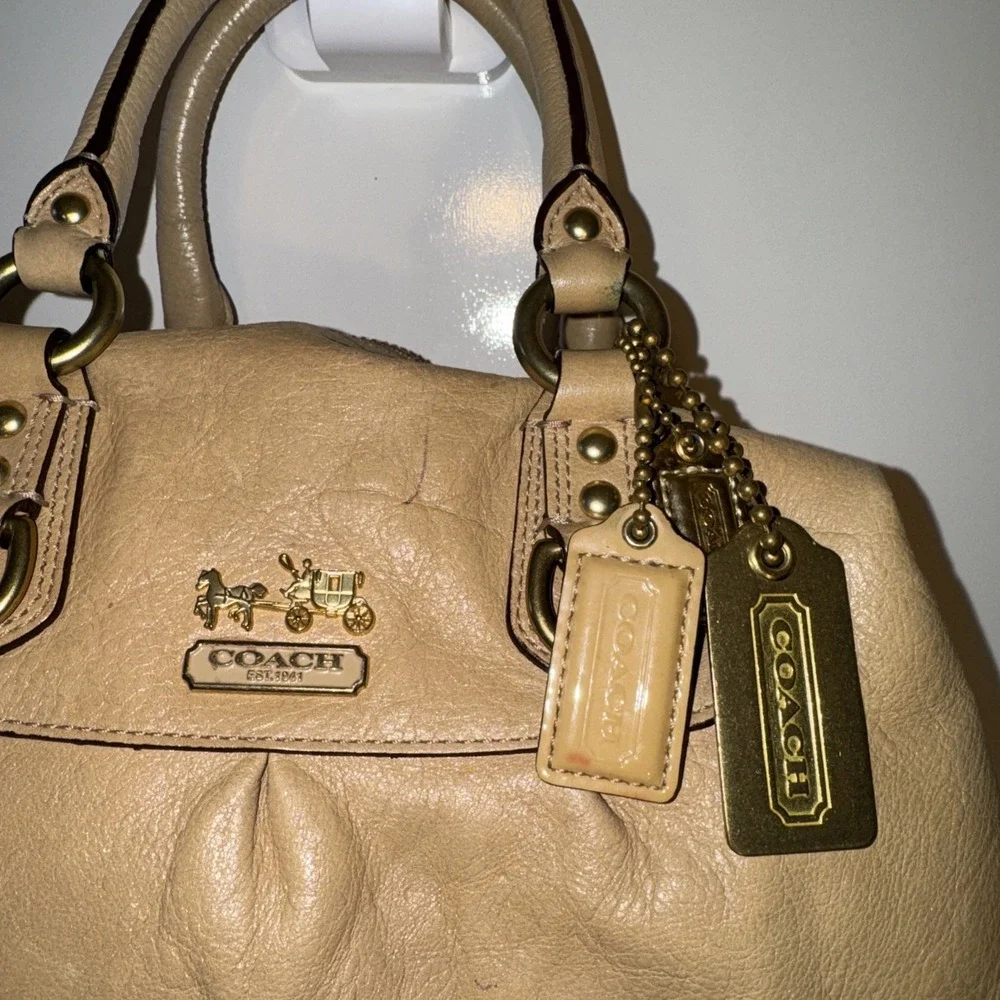 Coach 12937 Madison Sabrina Handbag Taupe Tan Leather Purse Bag USED / READ